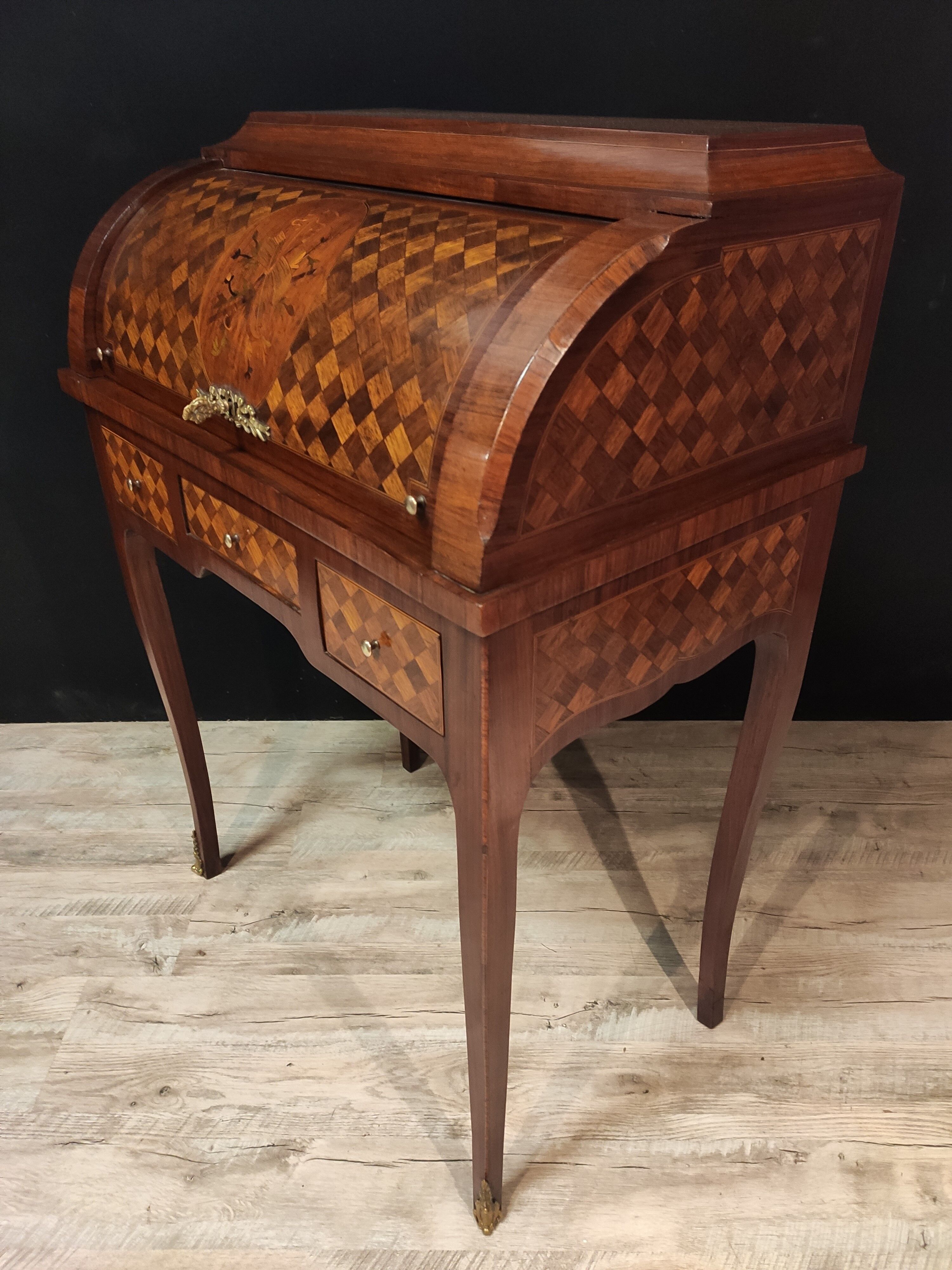 Desk at cylindre style Louis XV