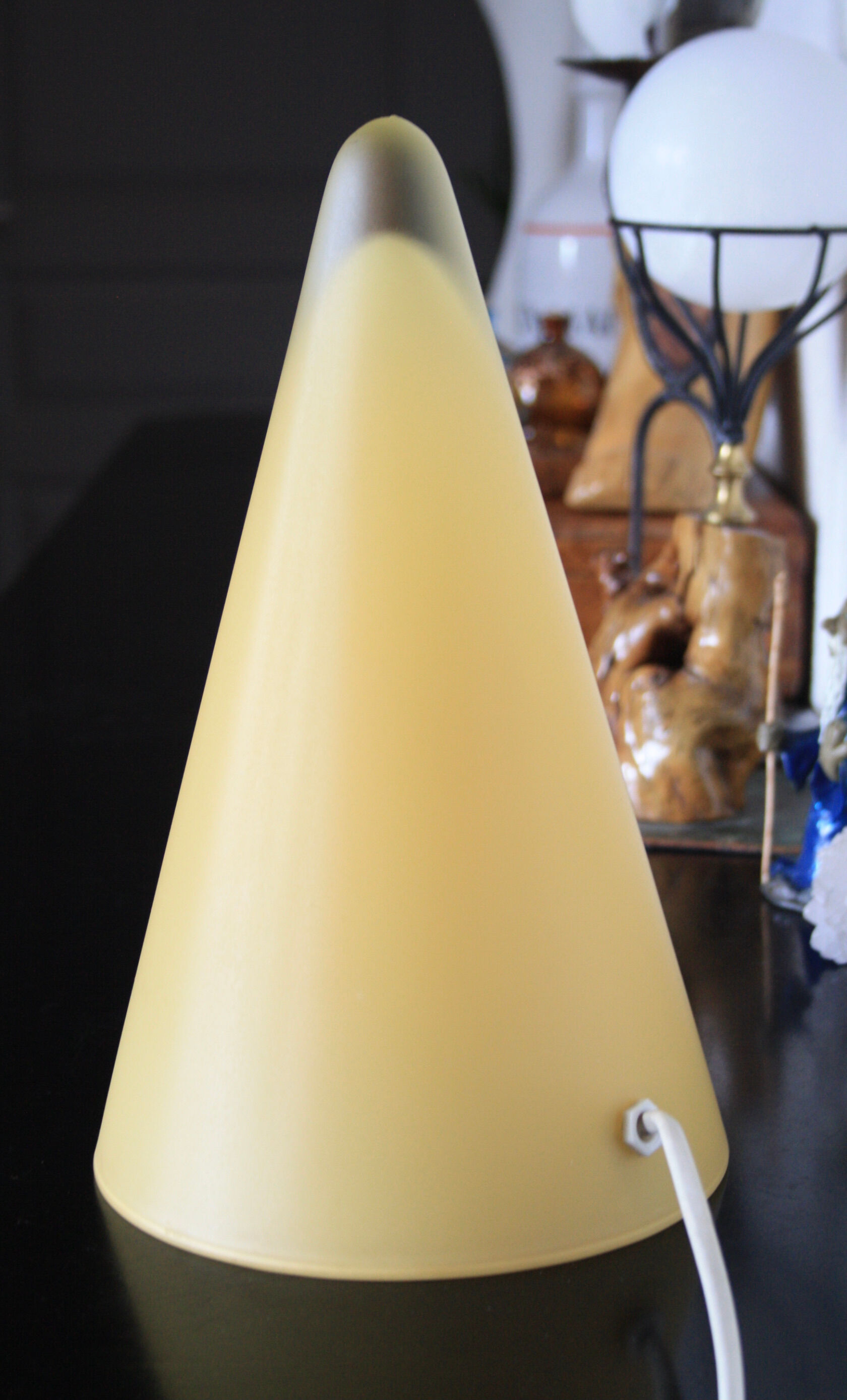 Lamp teepee cone glass