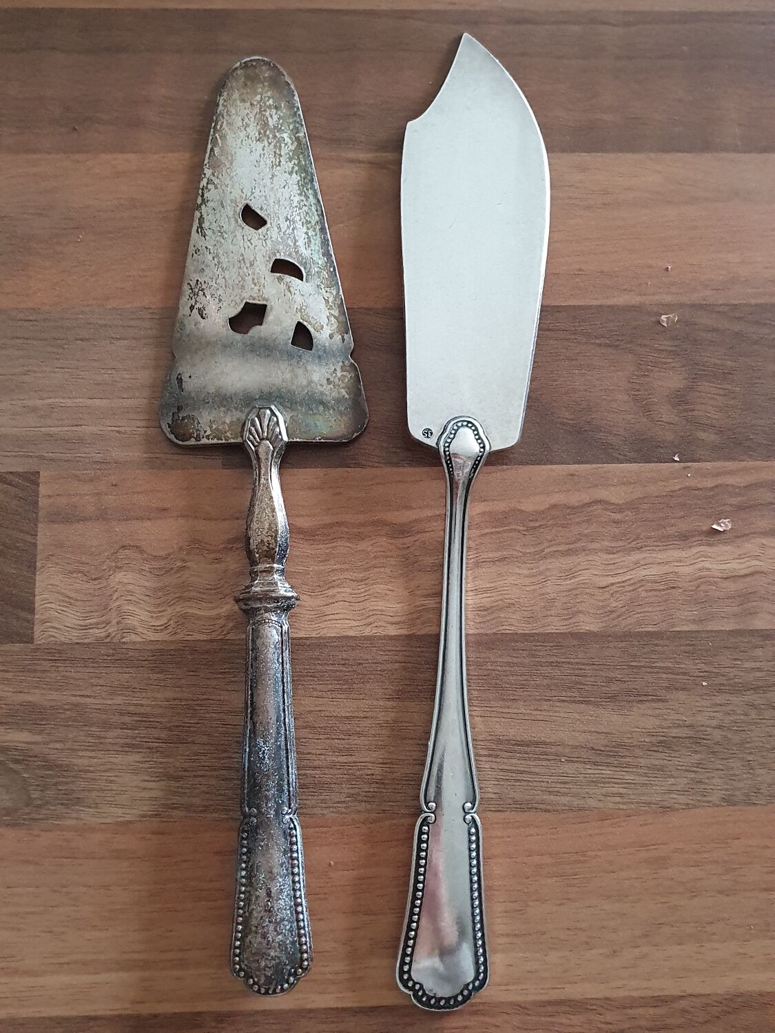 Pie shovel