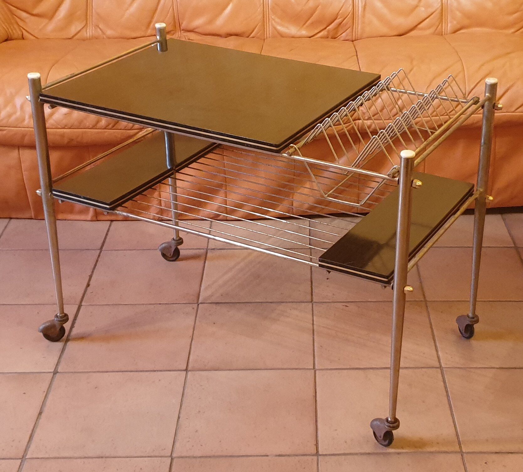 Table on wheels for electrophone and vinyl records, 50s / 60s