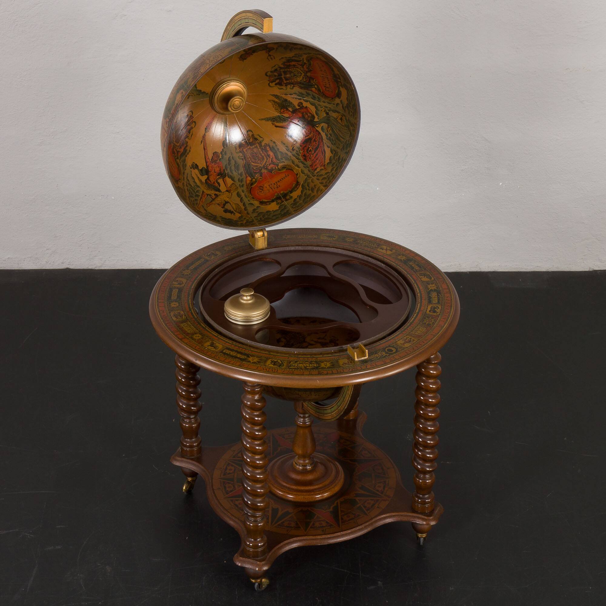 Large Mid-century globe bar cabinet, Italy 1960s