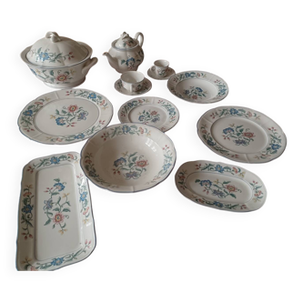 Service Villeroy et Boch en vitro porcelaine