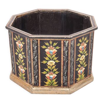 Wooden pot cover, 1900