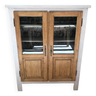 Display cabinet