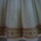 Lined skirted lampshade