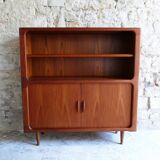 Scandinavian library buffet