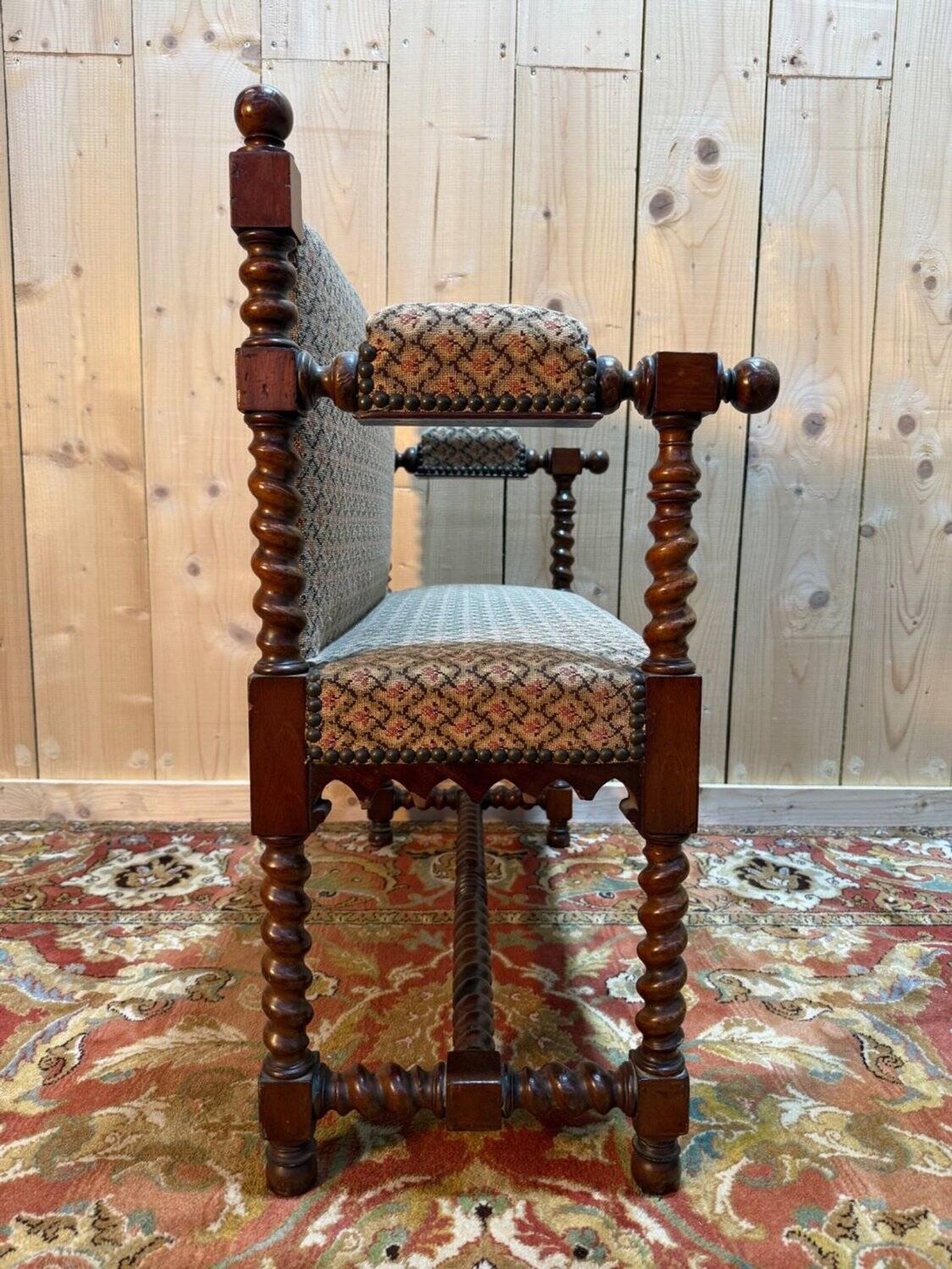 Petit banc d'office en acajou de style Louis XIII