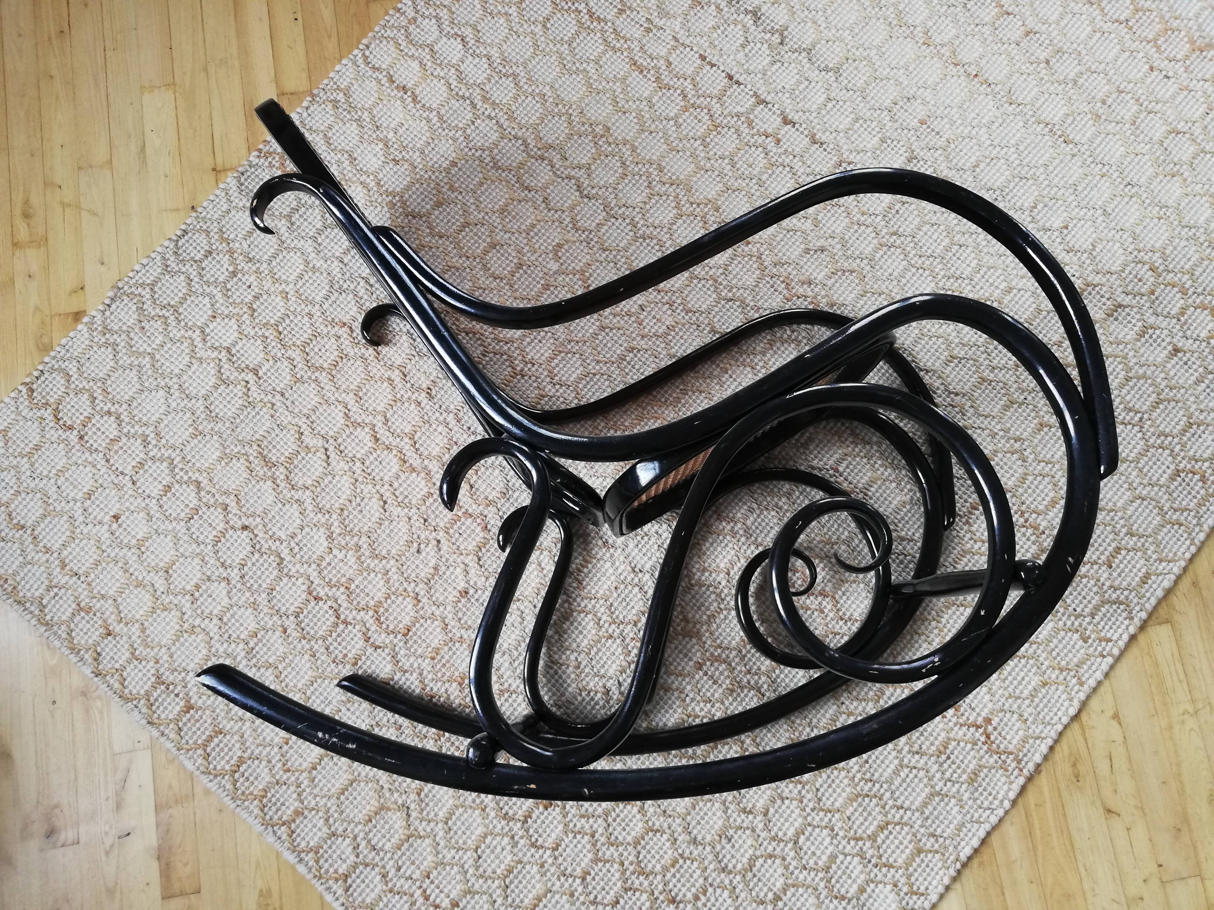 Rocking chair thonet noir