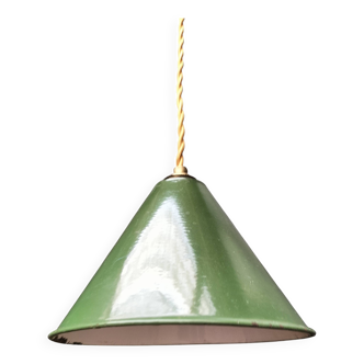 Enamelled sheet metal cone suspension
