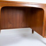 Desk in teak of danish design from the 1960