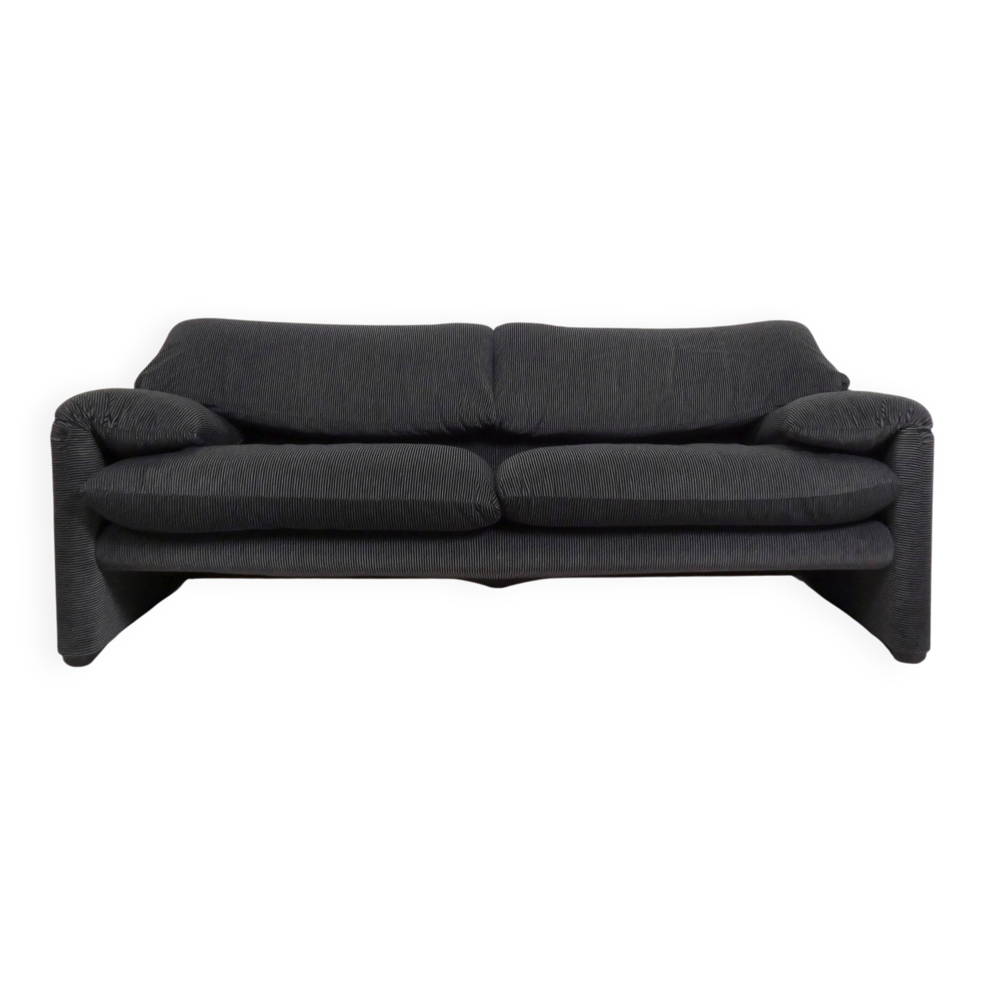 Cassina Maralunga 2.5-seater bicolour black/grey sofa