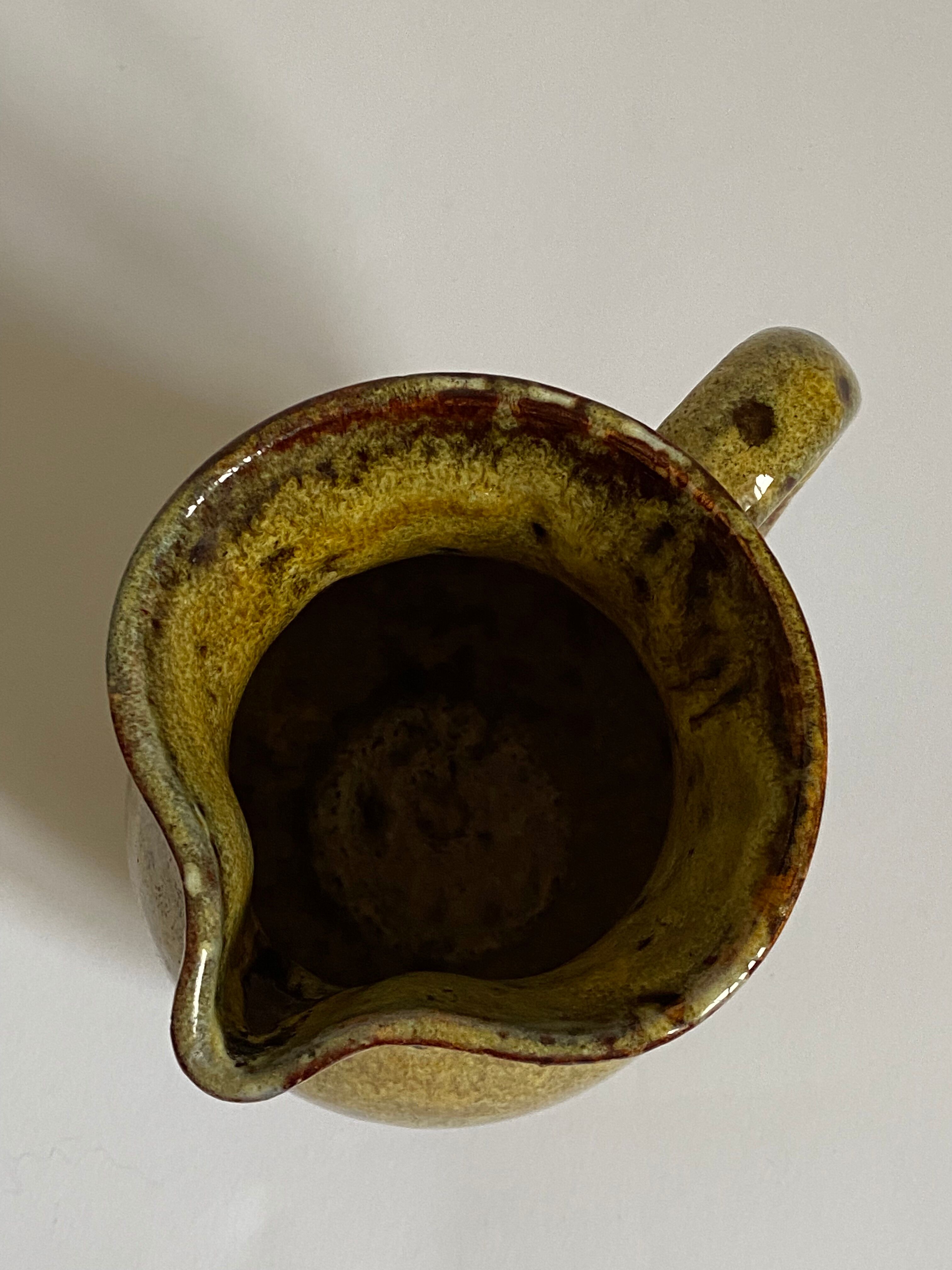 Pitcher Vallauris saffron