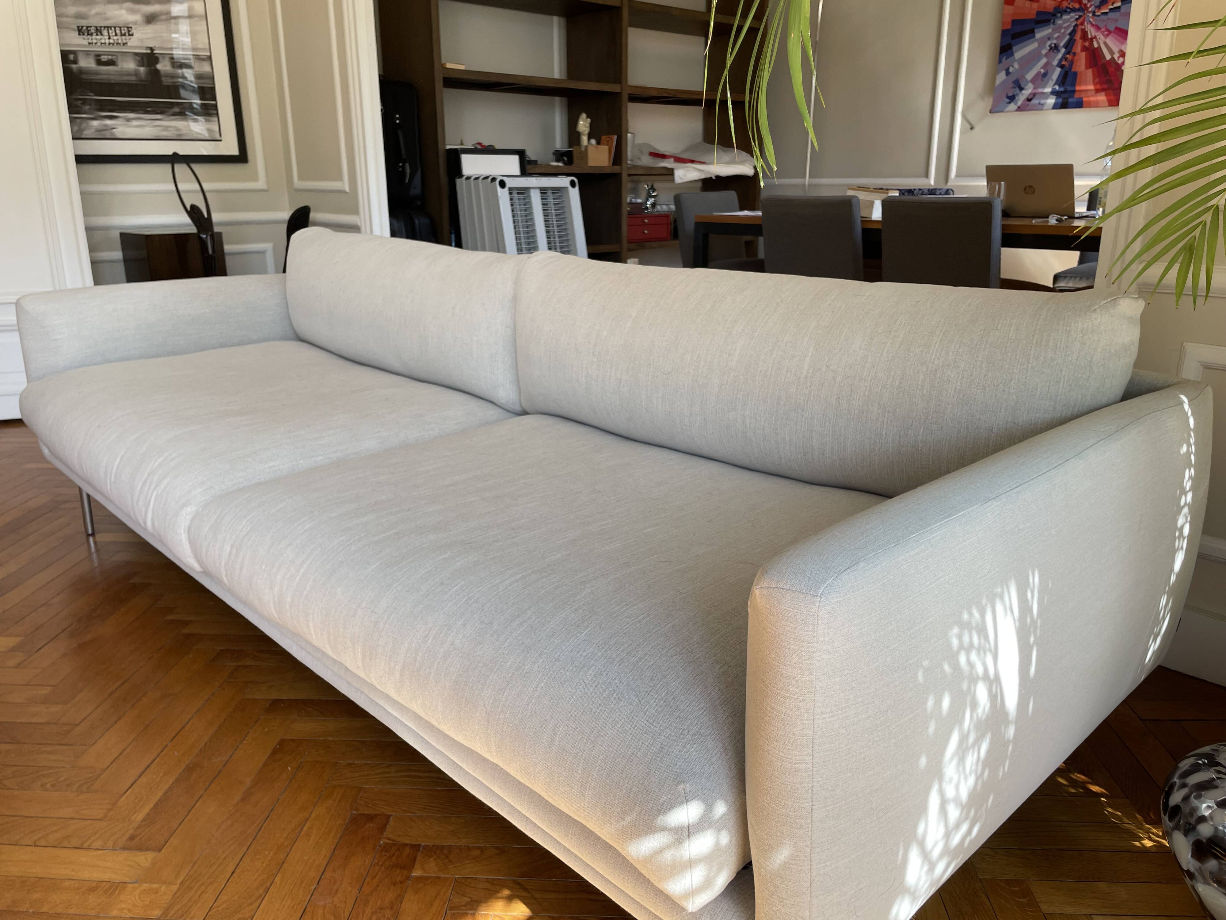 Bolia lomi 3-seater sofa – light grey – design by meike harde