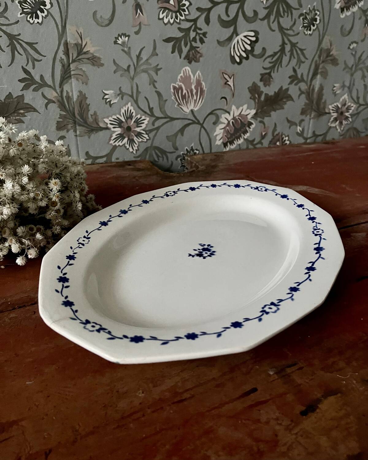 Saint Amand ironstone oval dish