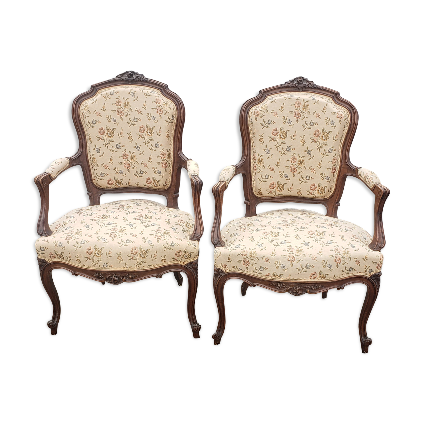 Paire de fauteuils cabriolet