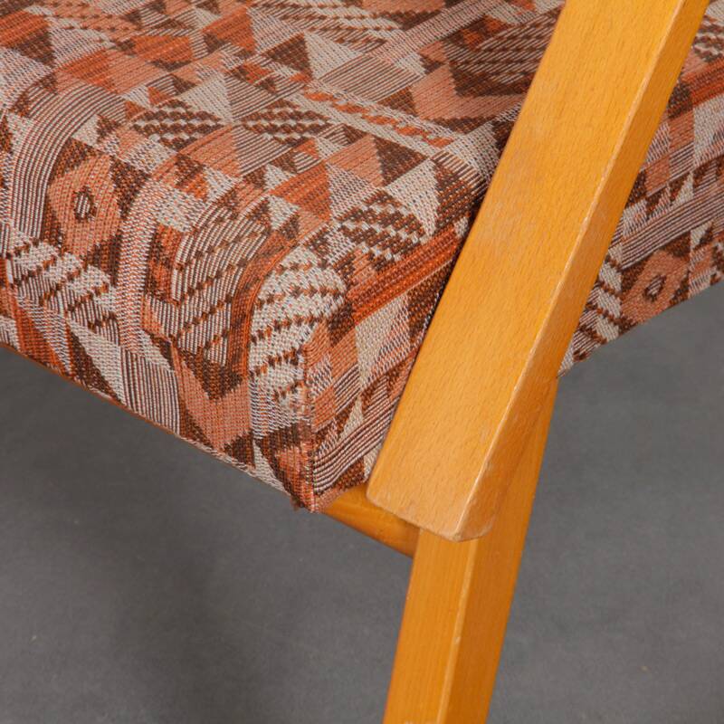 Paire de fauteuils en bois des années 1970