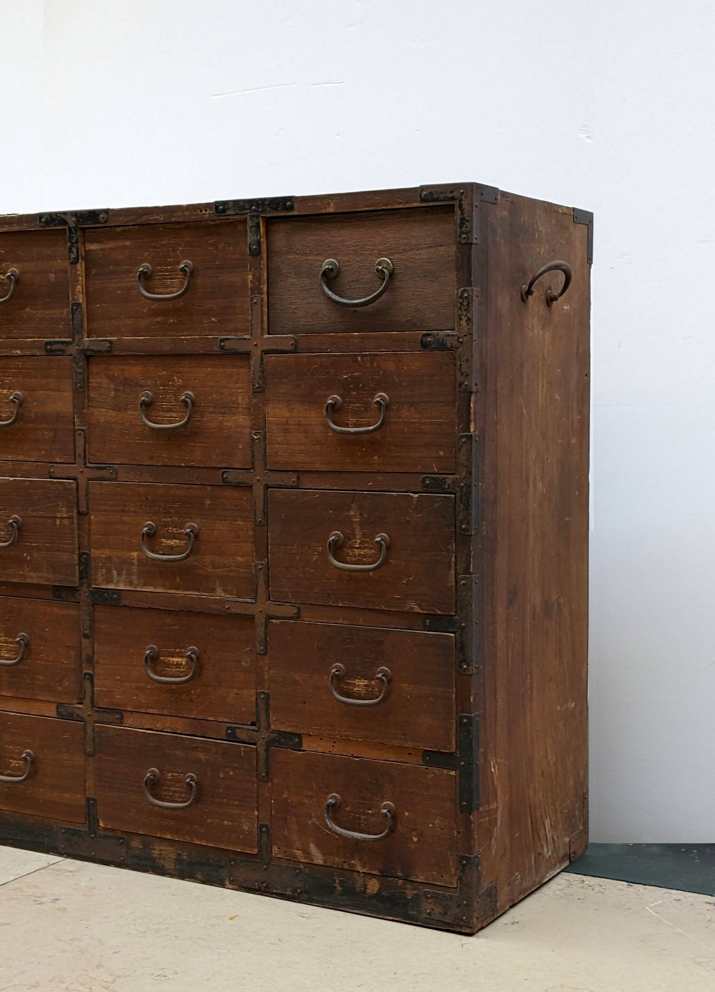 Professional furniture Japan 19th century