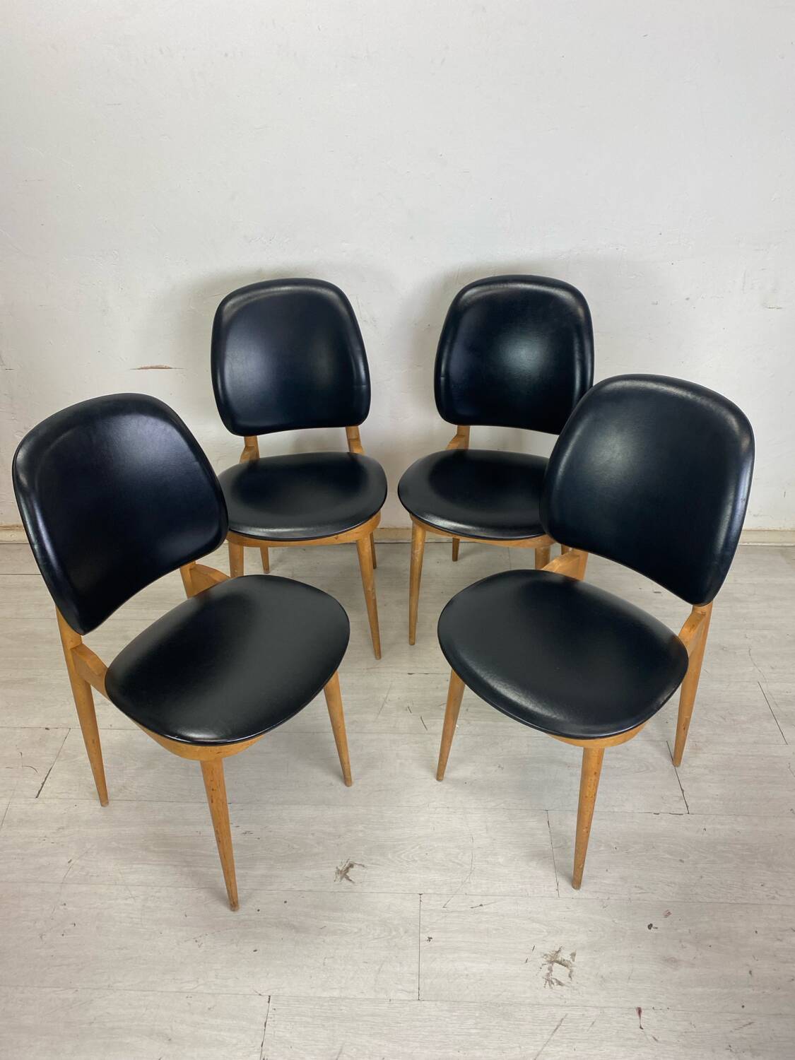Guariche chairs