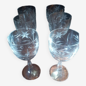 6 hand-cut crystal wine glasses