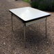 Table in formica