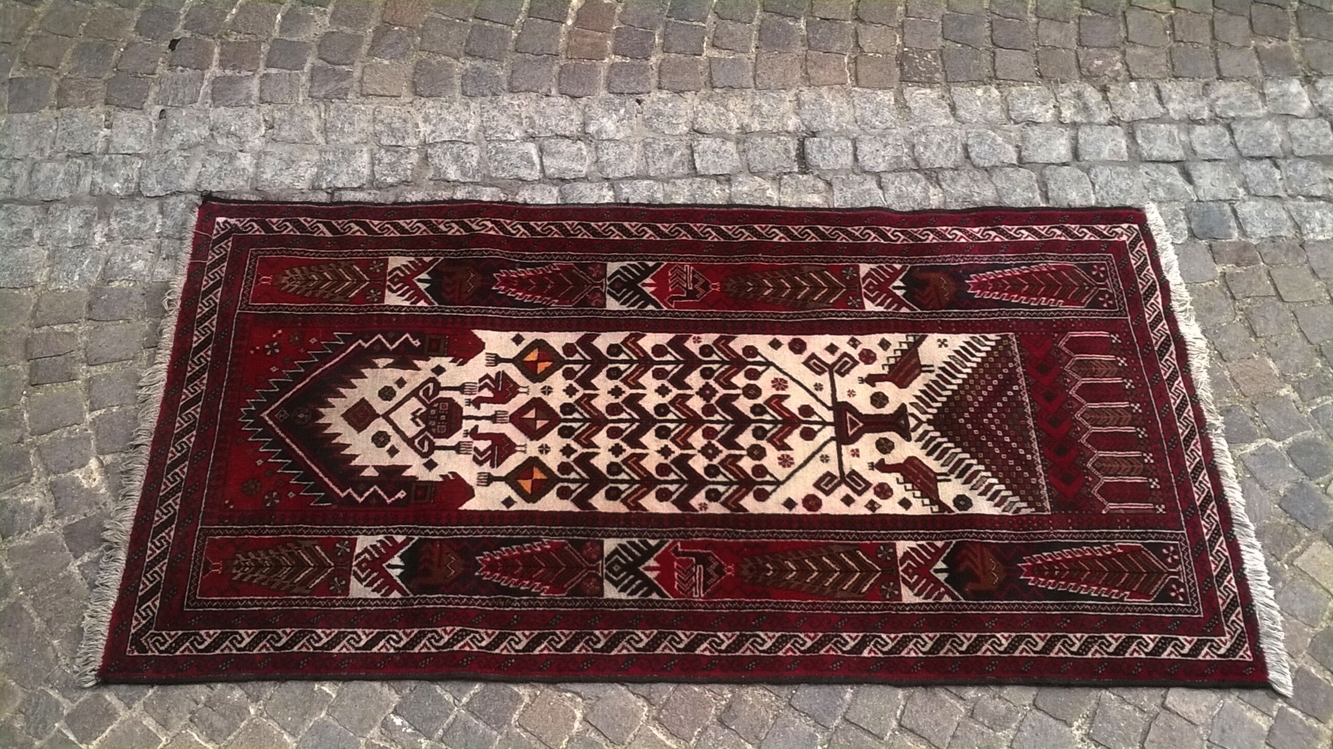 Oriental carpet