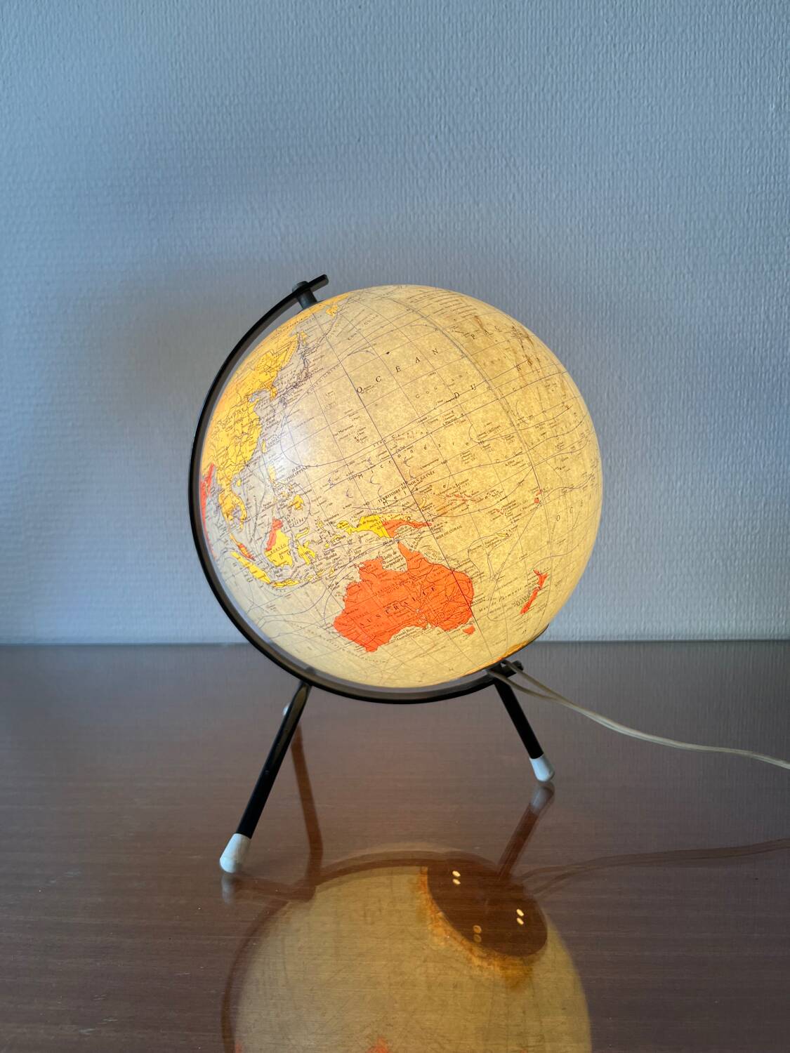 Globe Taride en verre George Philip & Son
