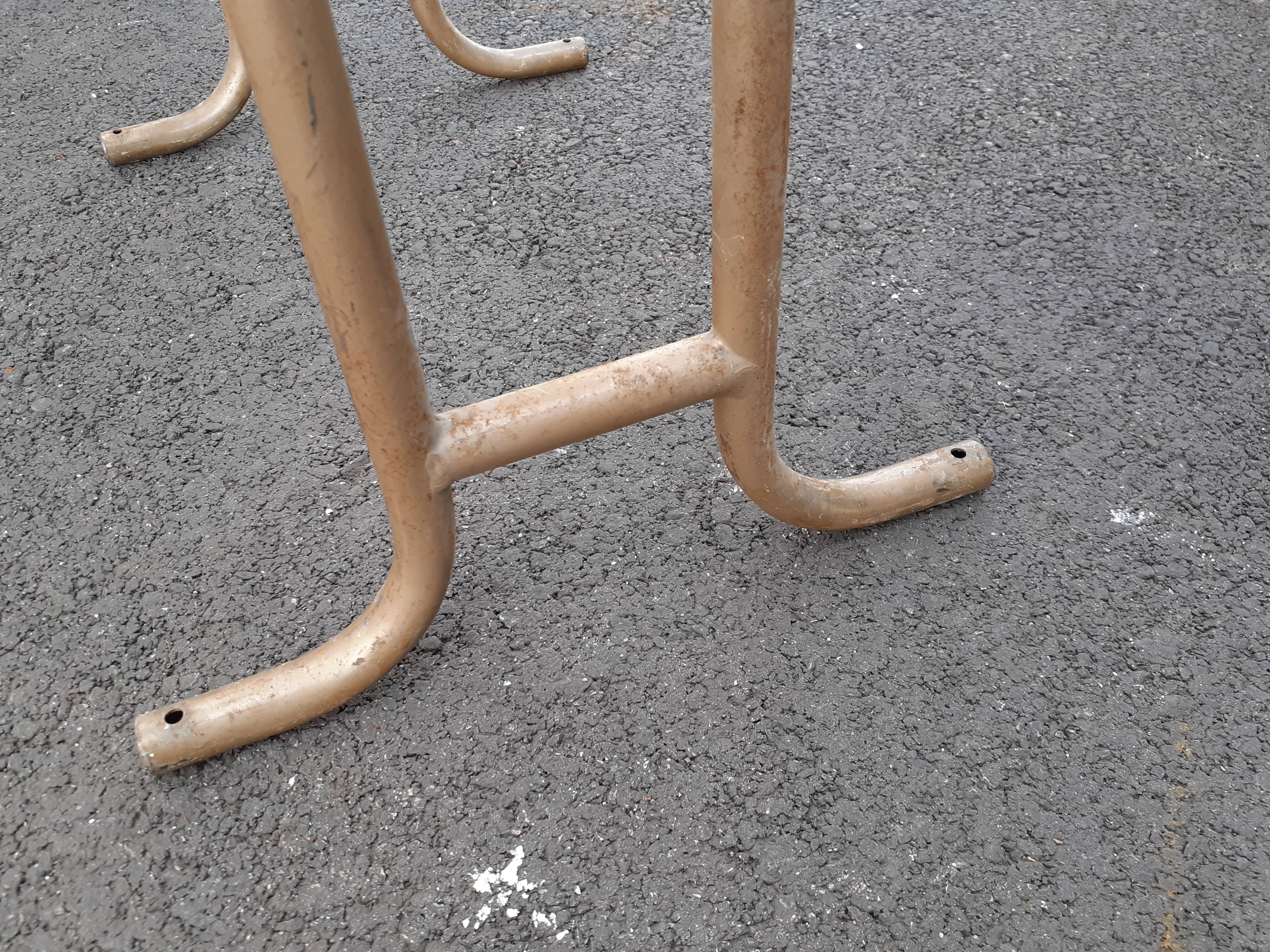 Wheelchair cinema theatre strapontin