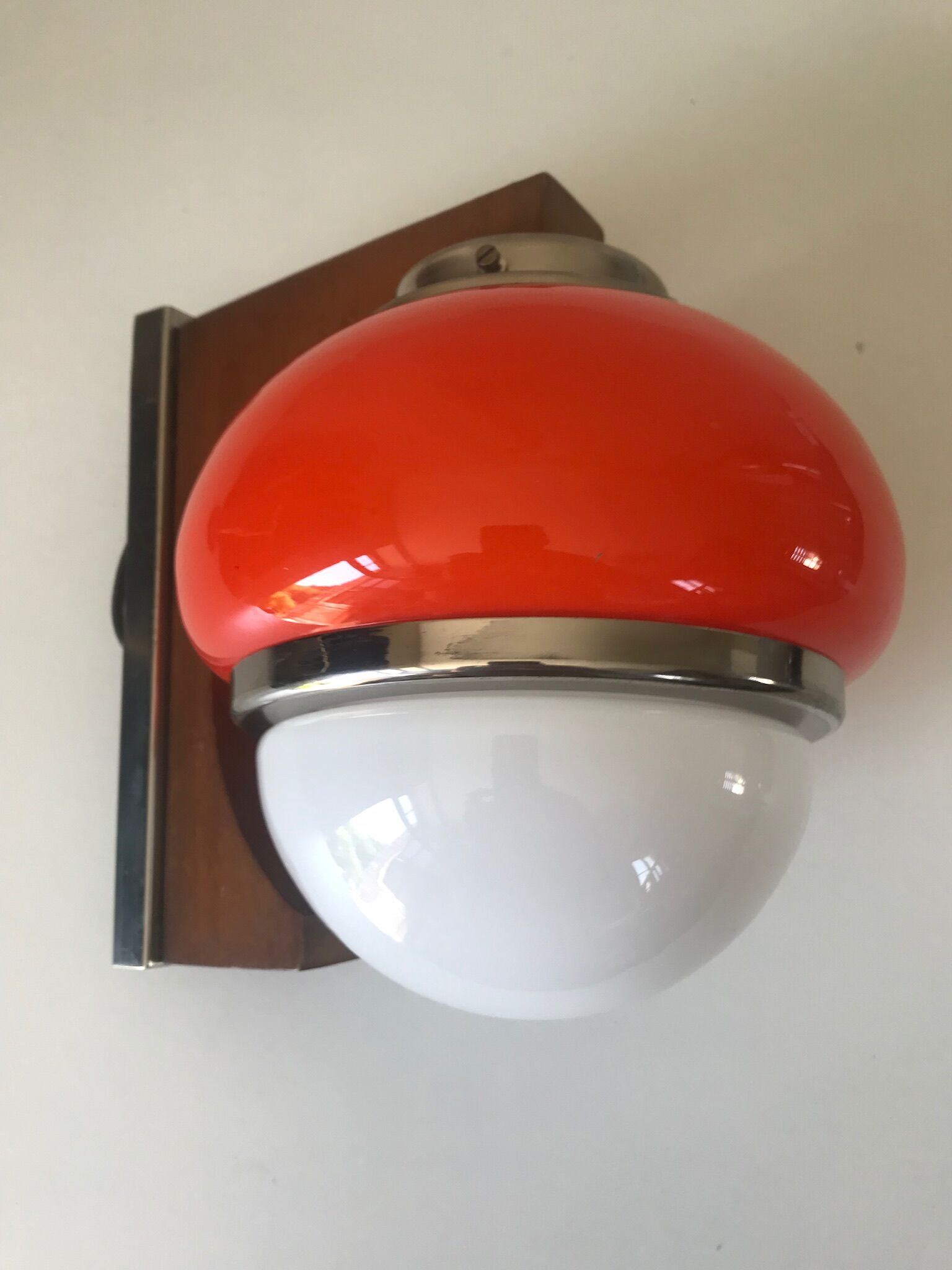 Applique bois et verre des annees 70