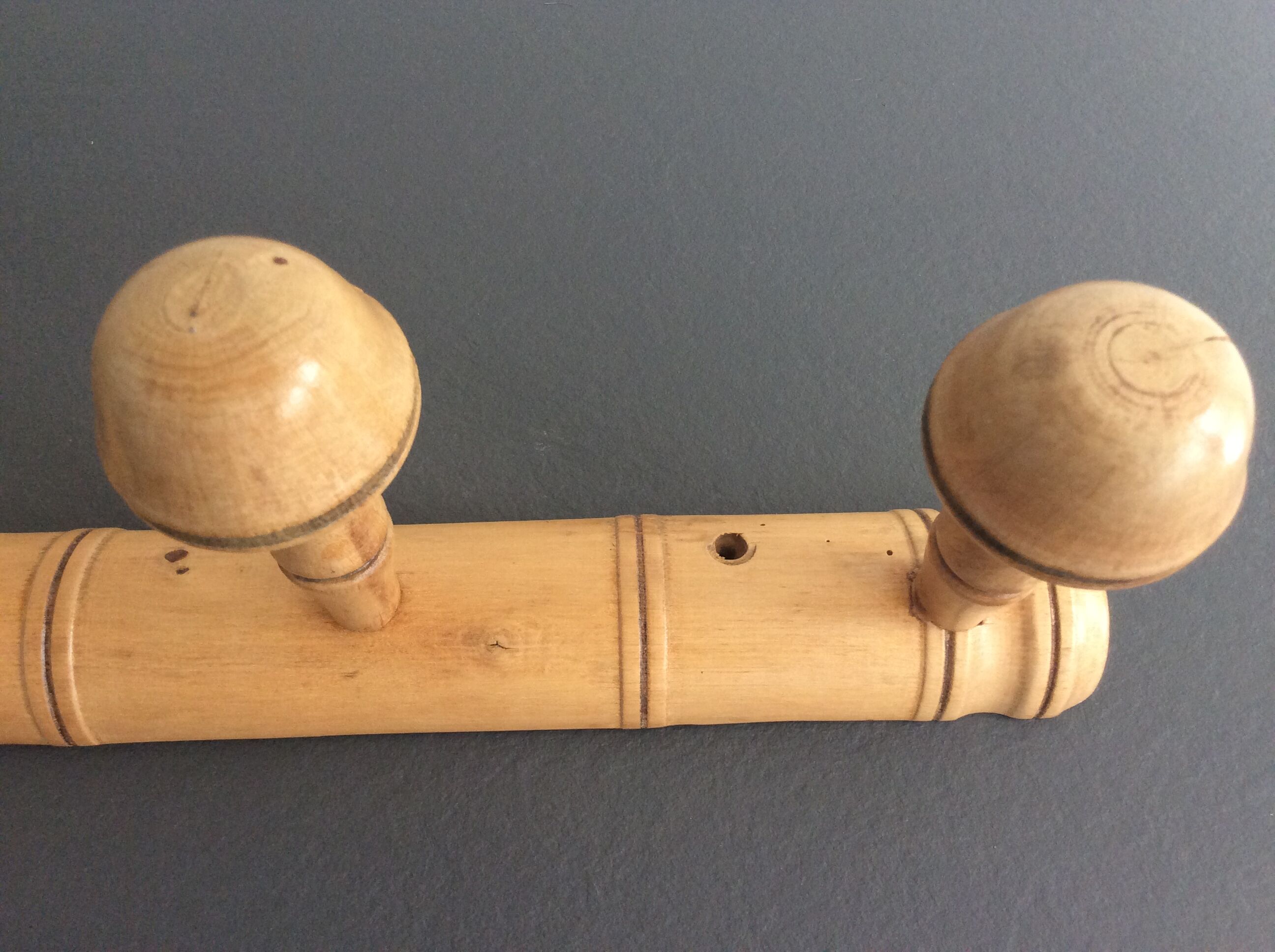 Bamboo-style wooden patère 30/40