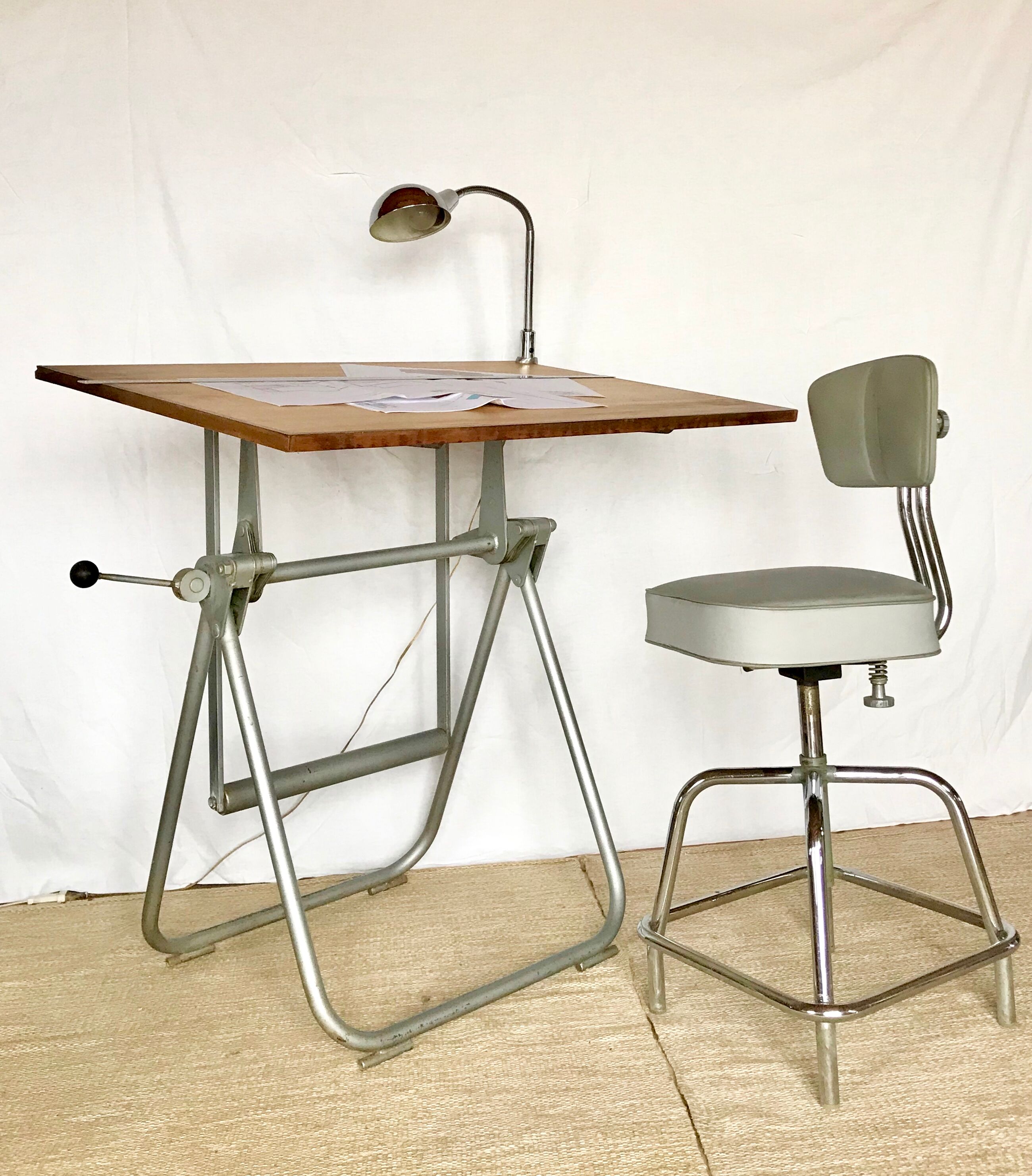 Architect Heliolithe vintage drafting table and Chair