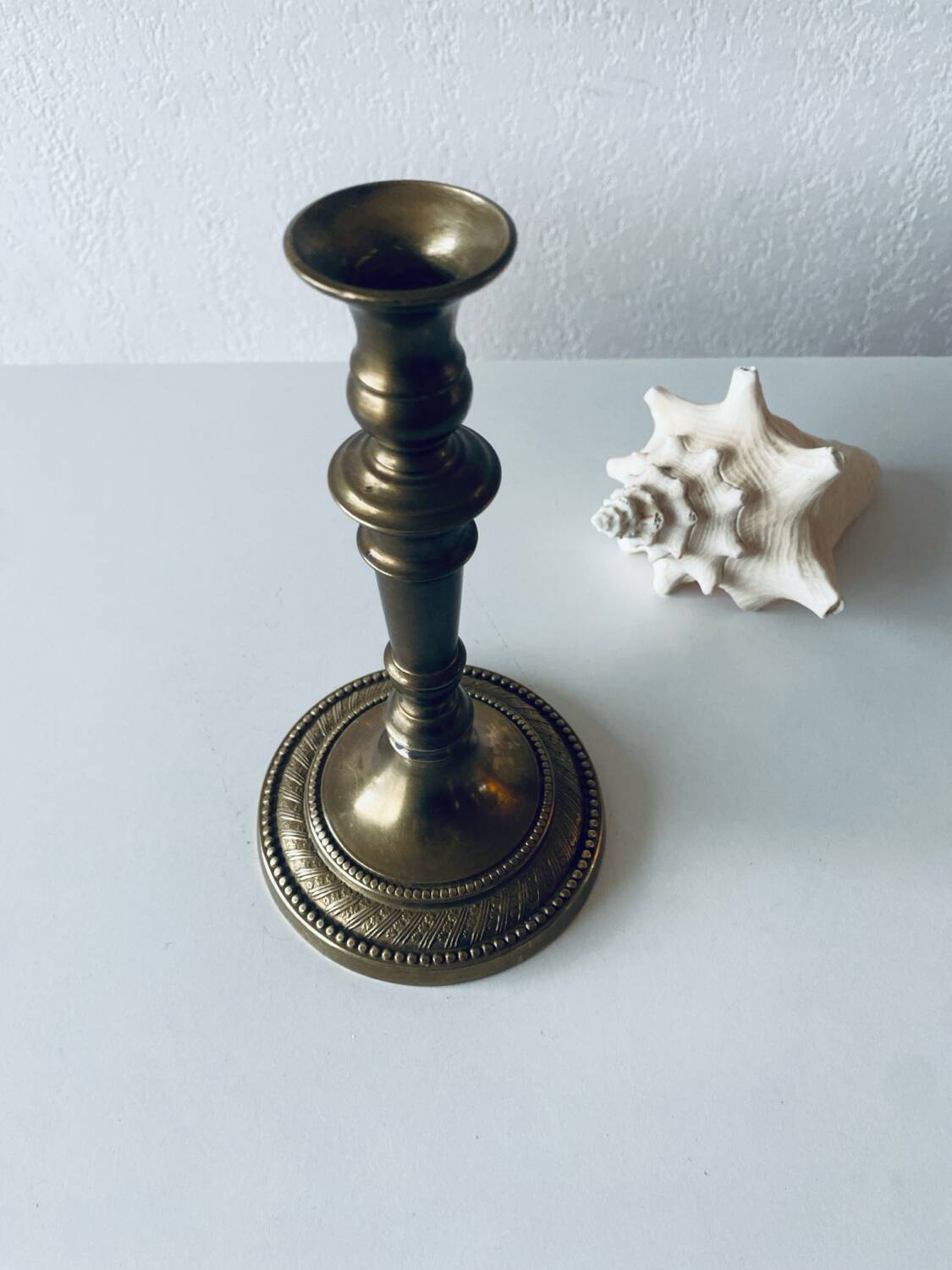 Bronze candle holder
