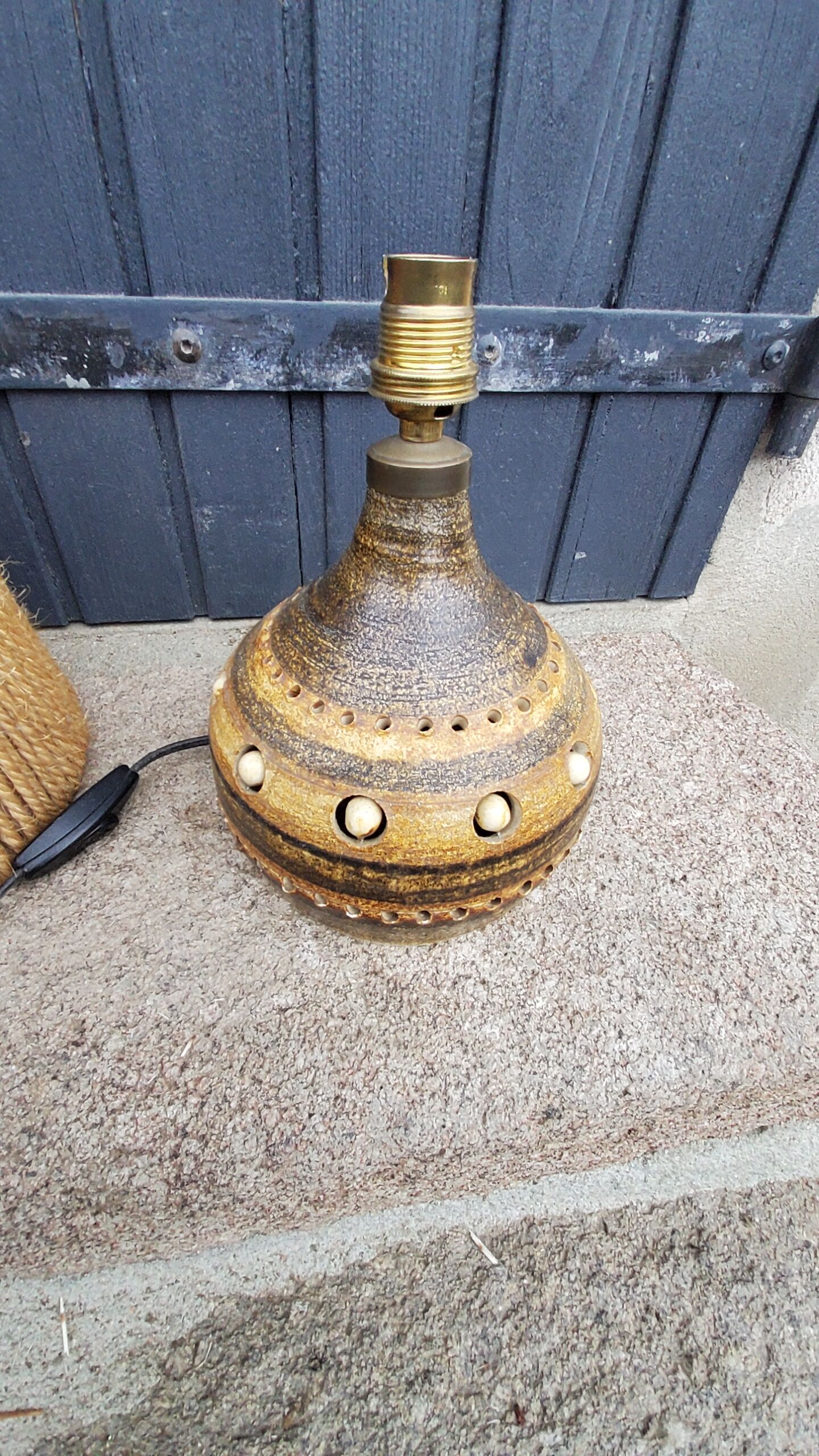 Georges Pelletier's ceramic lamp rope lampshade