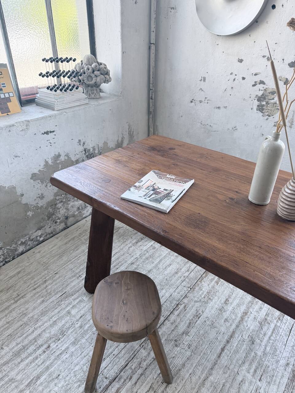 Brutalist oak table by De Puydt, Belgium 1970