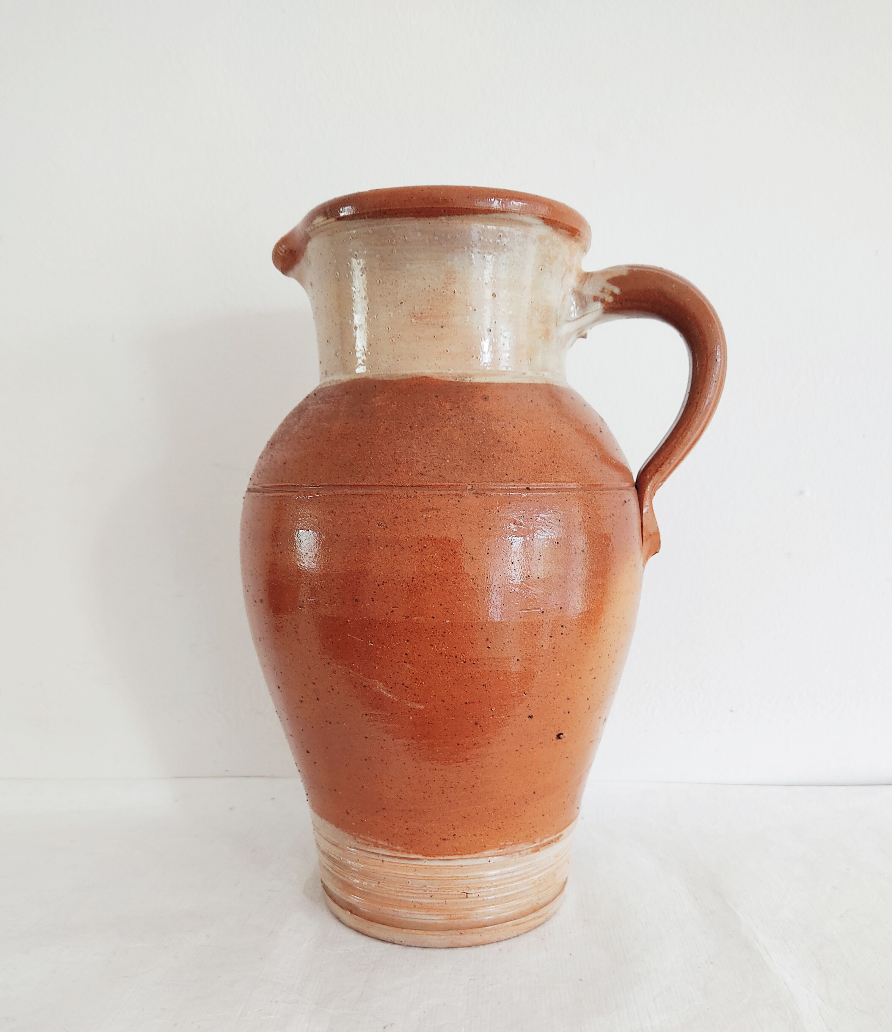 Jug in vintage sandstone 28 cm