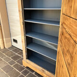 Parisian wardrobe/hosiery