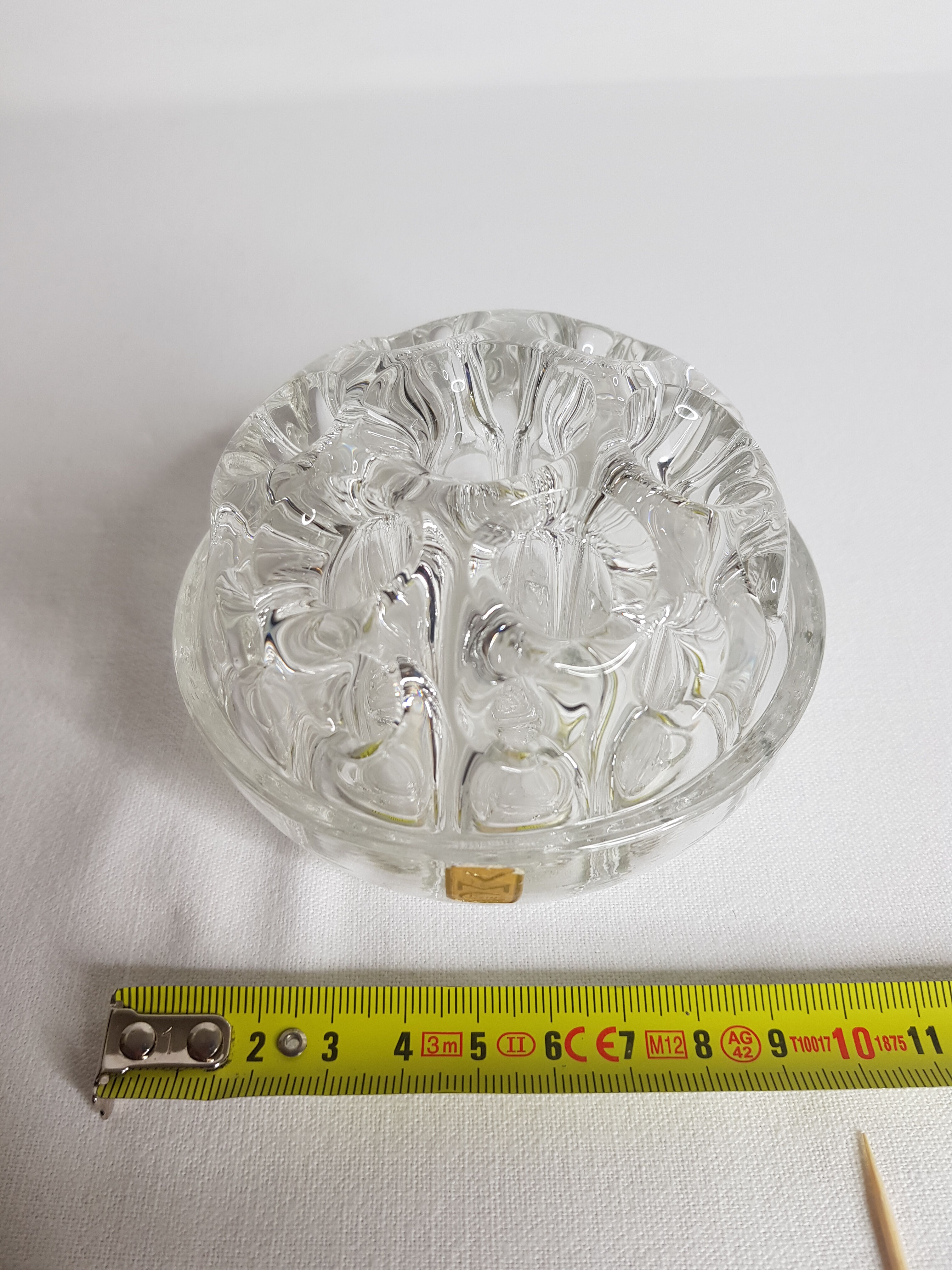 Pique flowers from the Glassworks of Reims