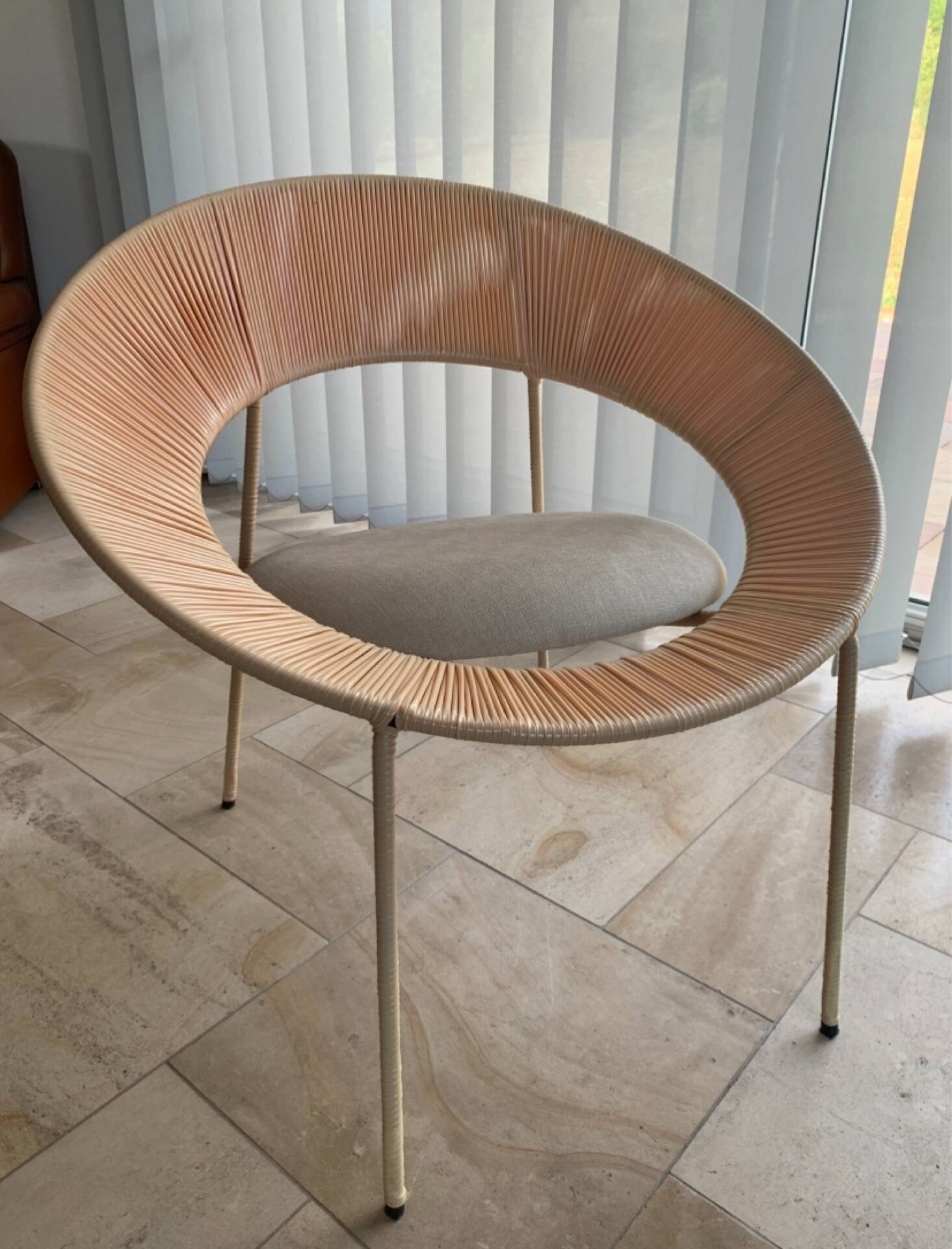 Fauteuil lounge au design circulaire vintage