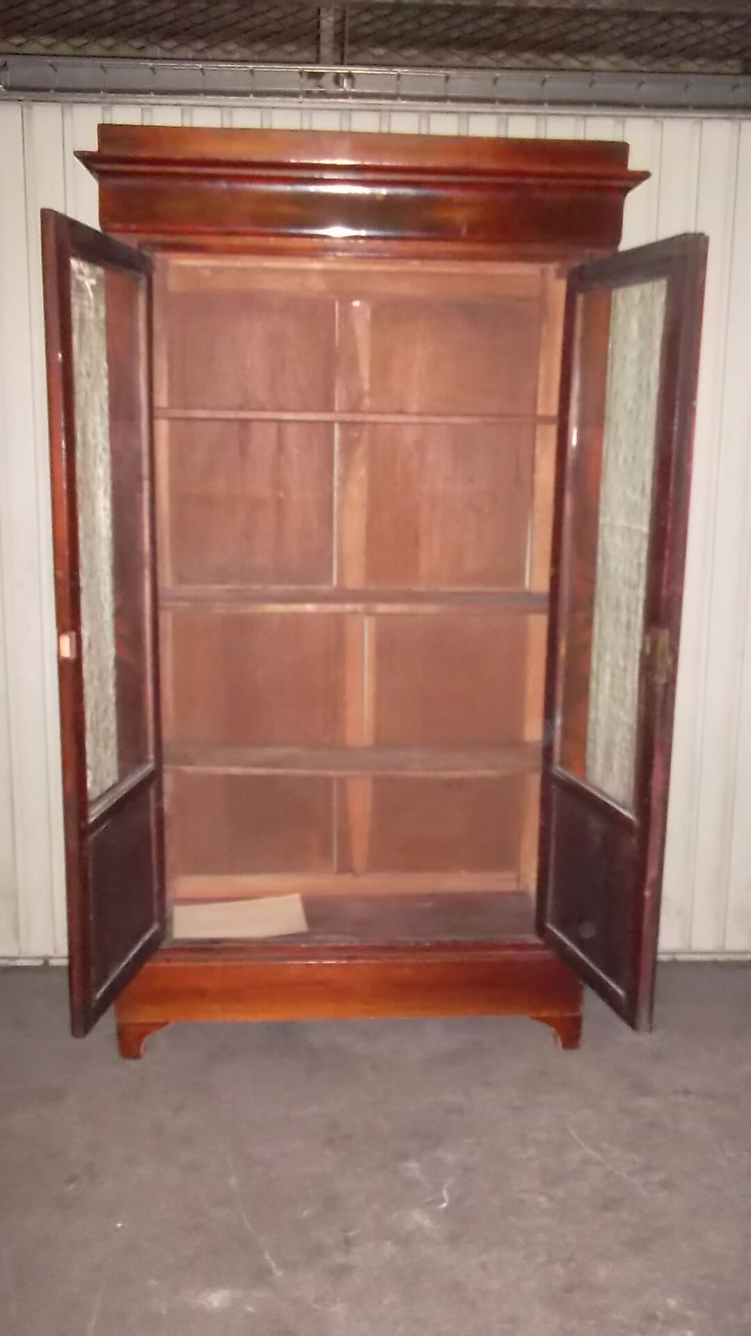 Small showcase Louis Philippe mahogany