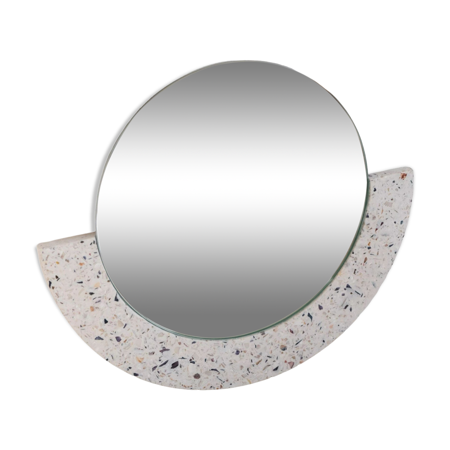 Half mirror 28 cm in recycled shells