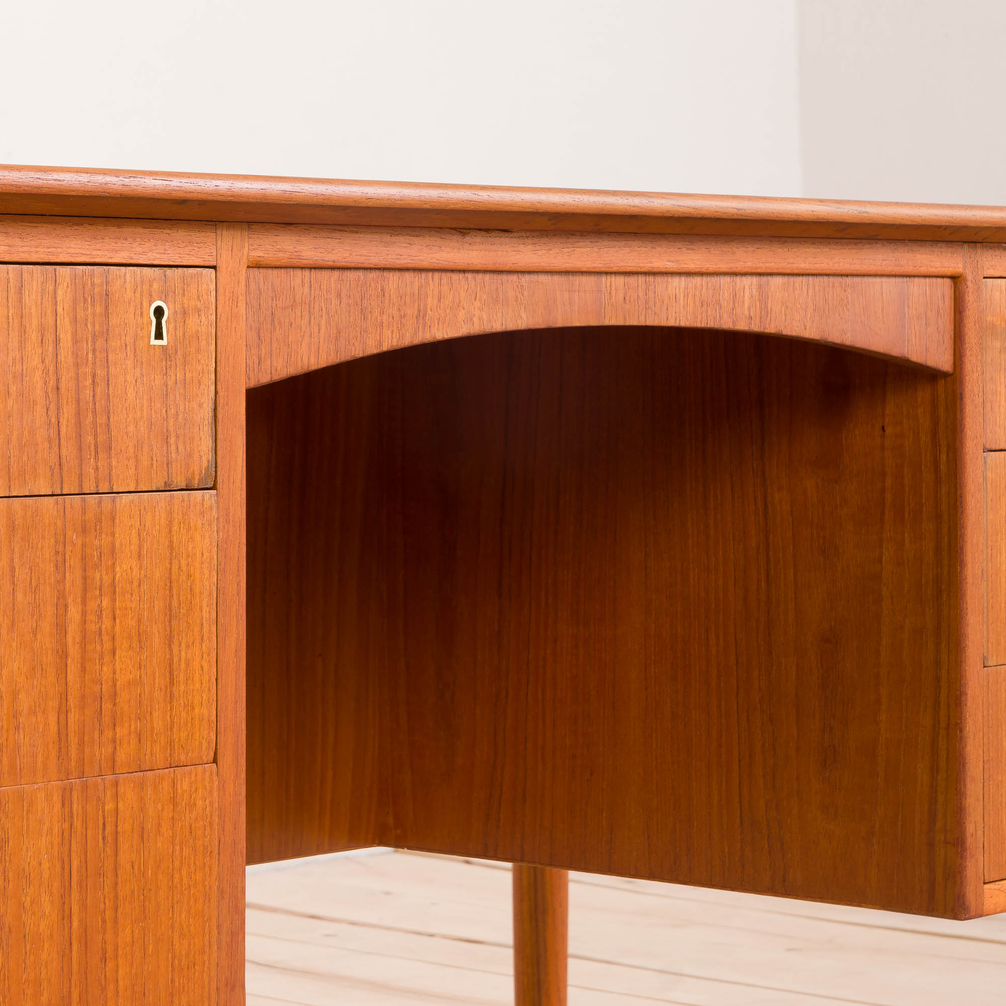 Danish executive desk attr. Aksel Bender Madsen & Ejner Larsen, 60s