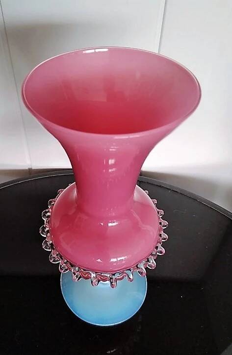 Murano opaline vase