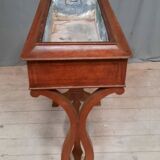 Mahogany planter