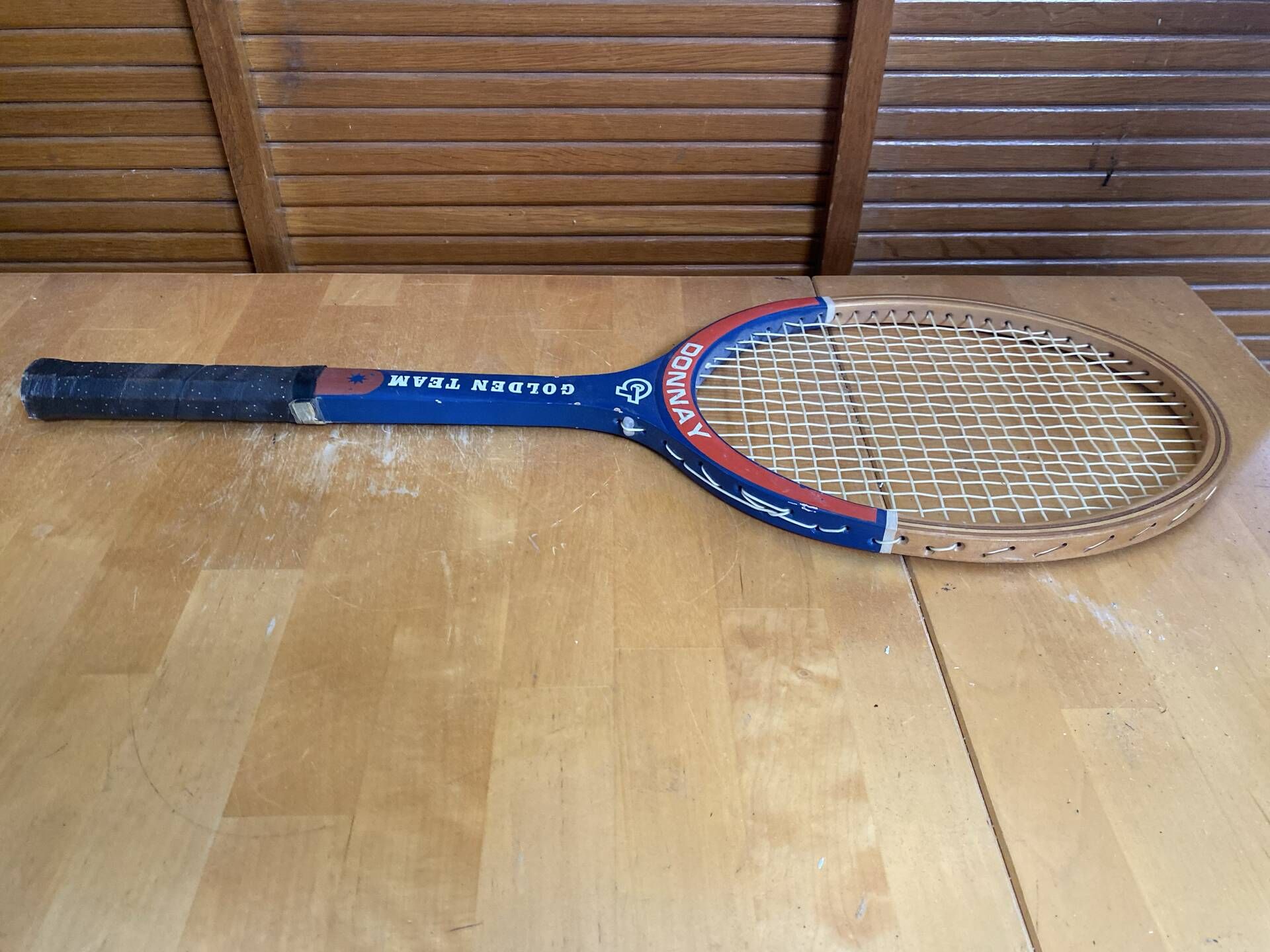 Vintage donnay wooden tennis racket + sports cover