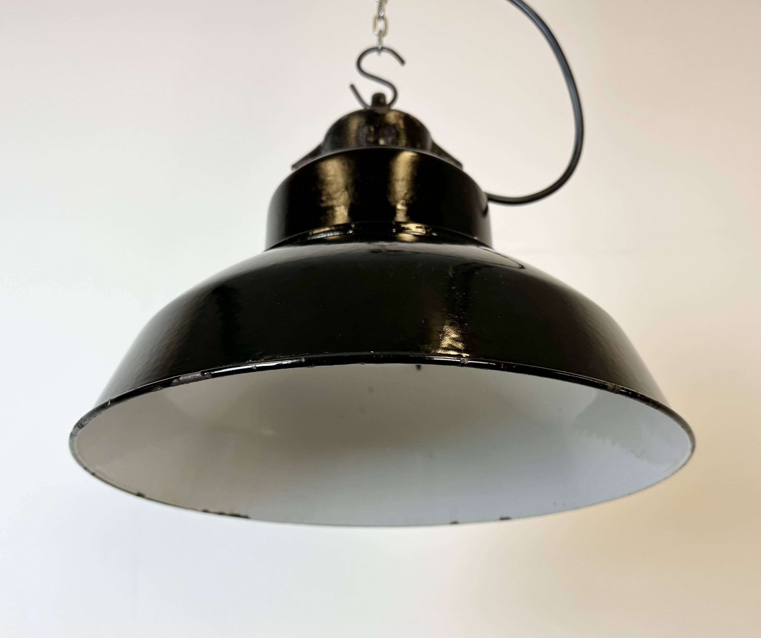 Industrial Black Enamel Factory Lamp with Cast Iron Top, 1960s