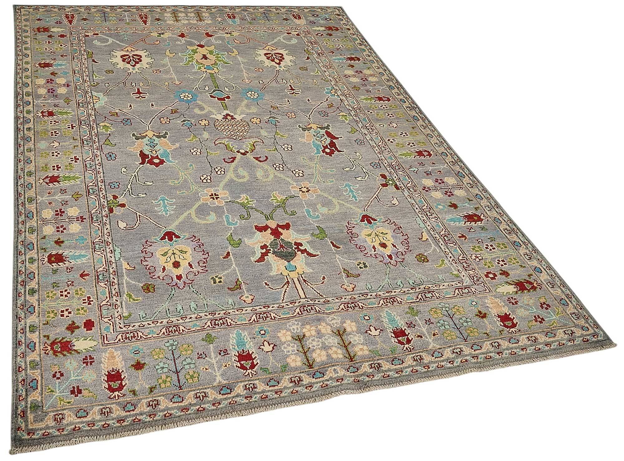 Turkish Handknotted Wool Oushak Rug 164 cm x 236 cm