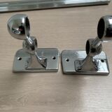 Chromed metal bathroom set