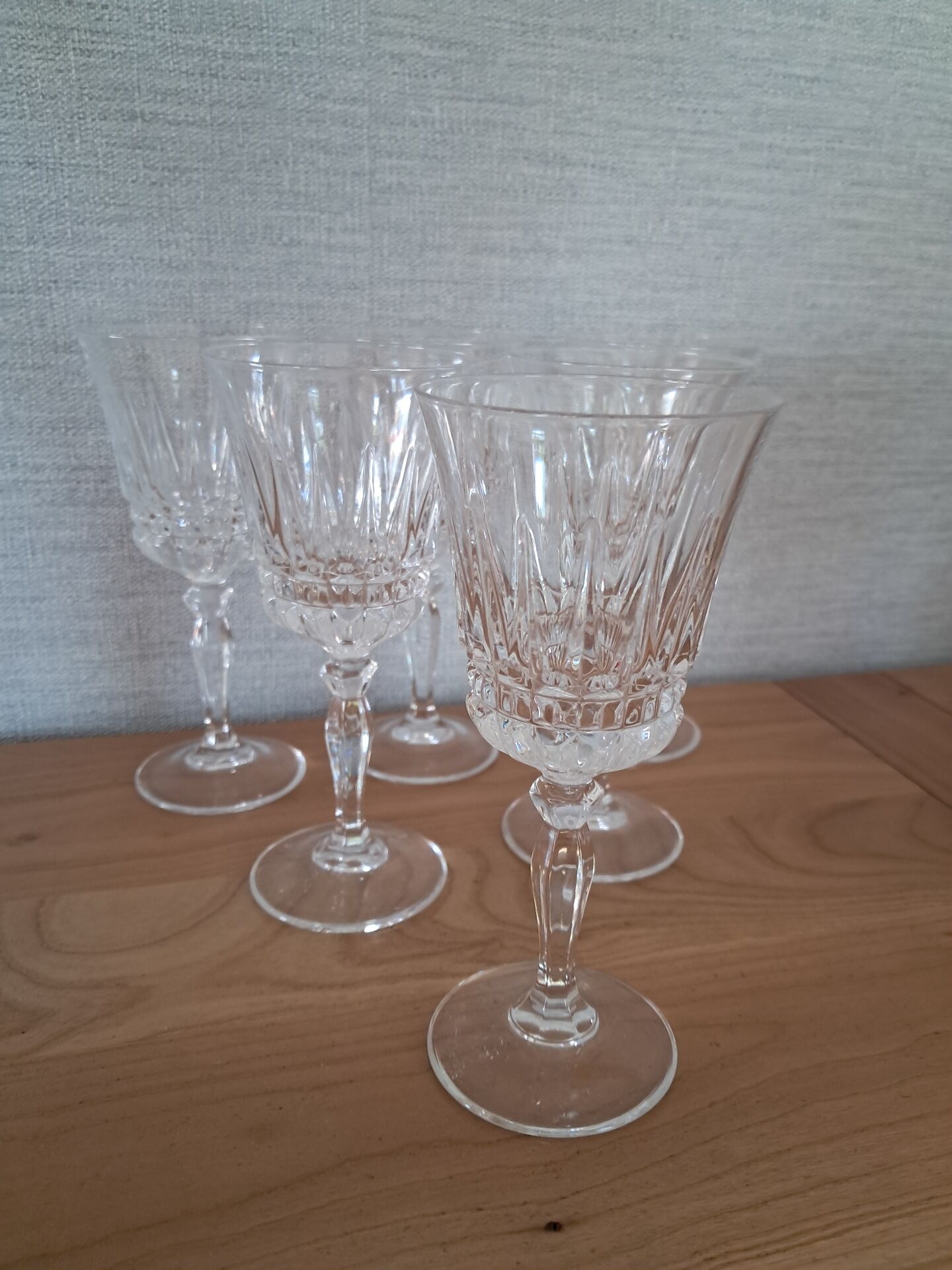 6 crystal glasses from Arques Model Villeneuve