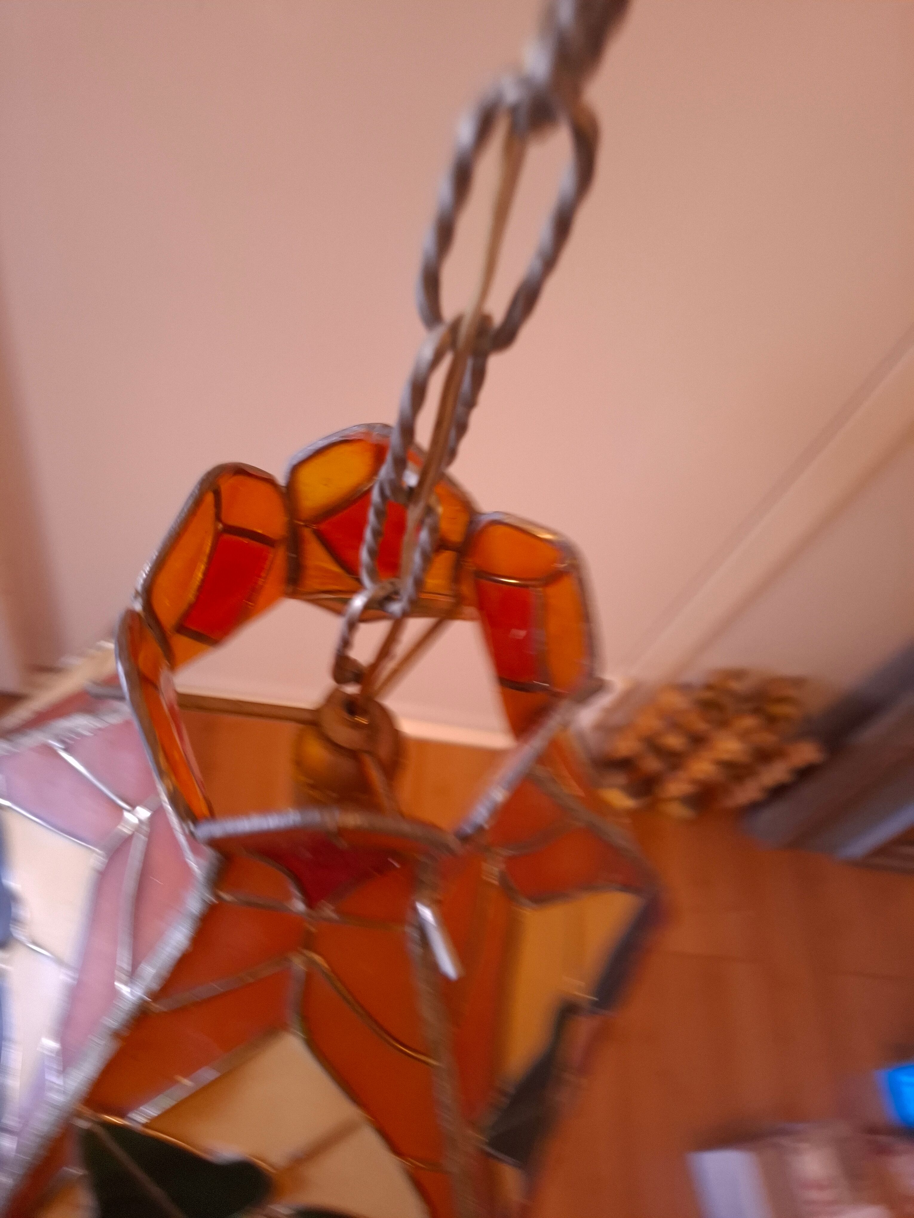 Tiffany-style stained glass pendant light