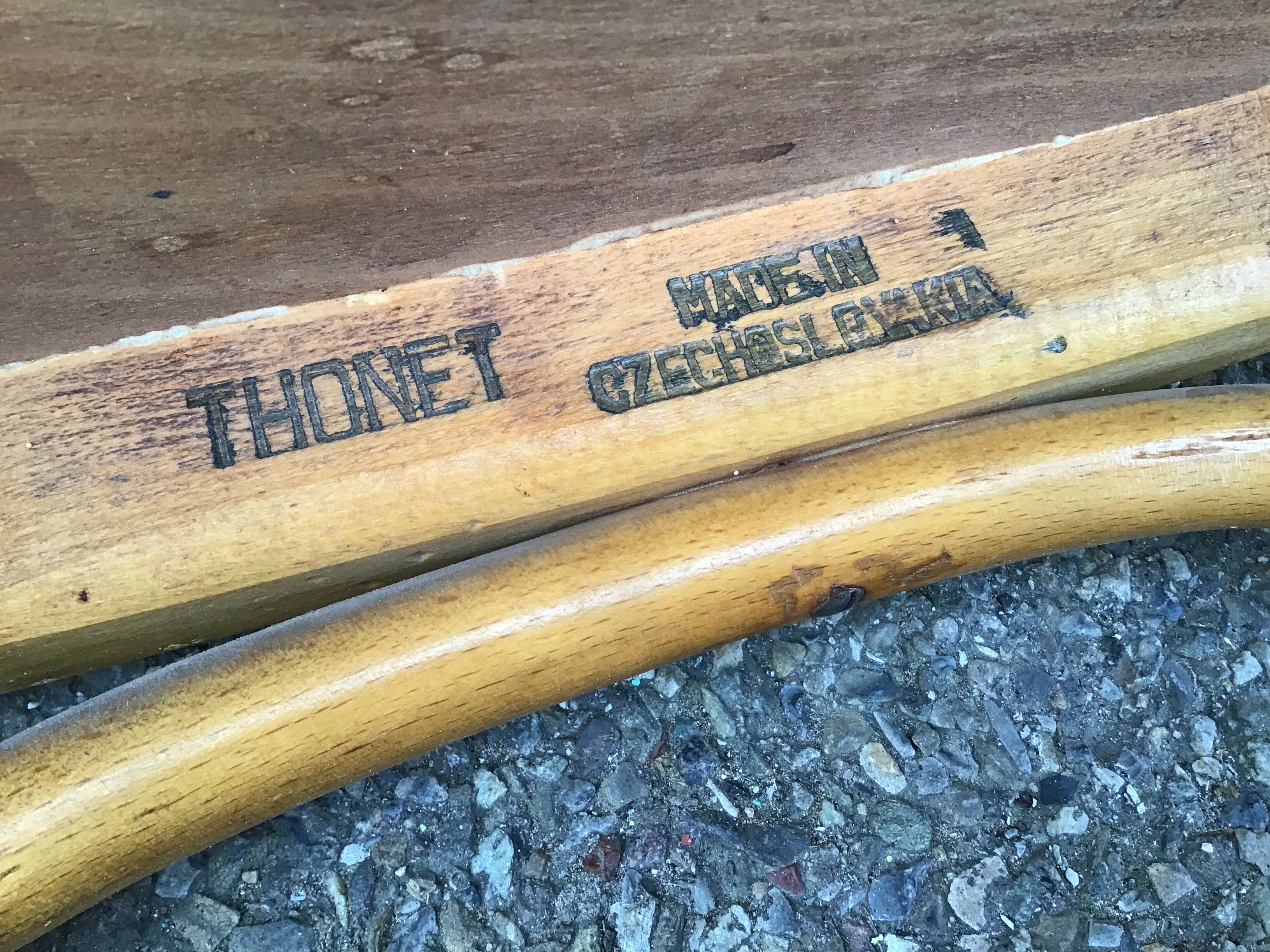 Paire de chaises bois courbé Thonet