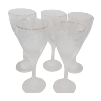 5 white wine glasses etched decorations, golden edge, twisted foot